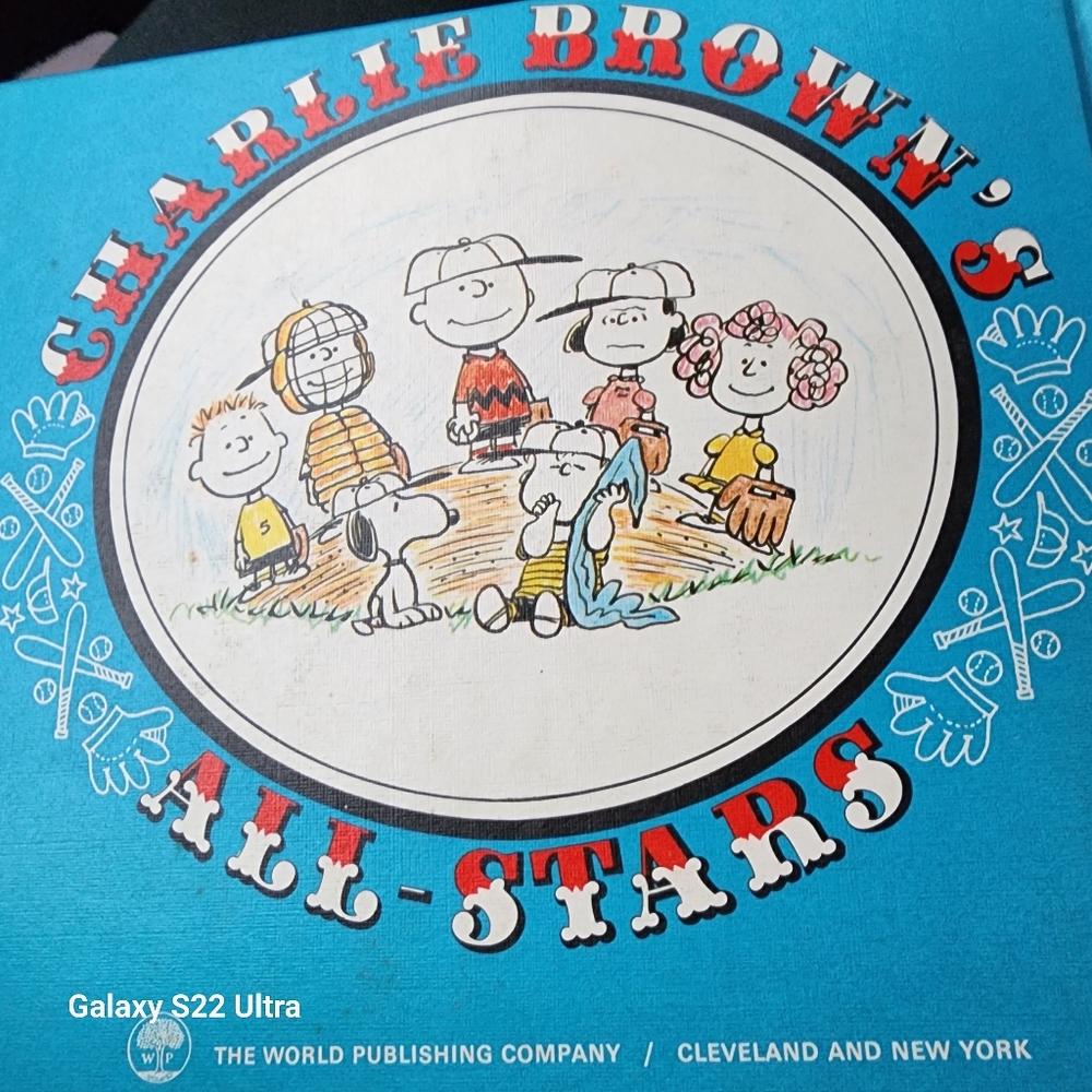 1966 Charlie brown book! First edition and awesome illustrations